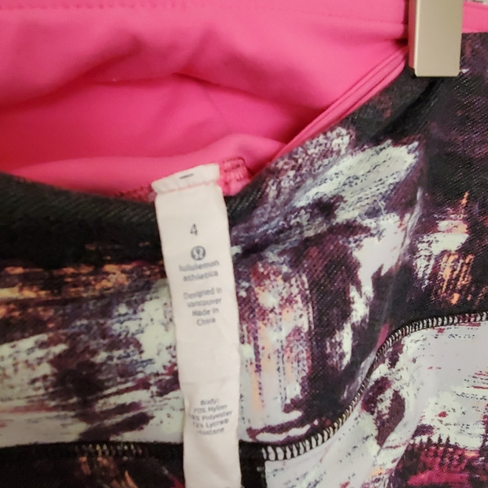 Lululemon - Picture 4 of 4